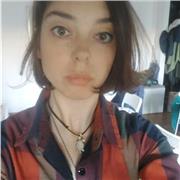 Laureata in Lettere e Storia offre lezioni private in storia, geografia e letteratura italiana